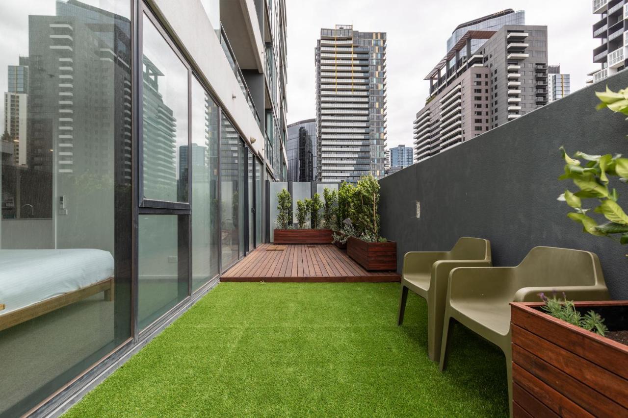 ☆Of Southbank☆Light Filled Apartment☆Huge Private Terrace With City Views☆Parking☆Pool☆Gym☆Wifi Melbourne Exteriör bild